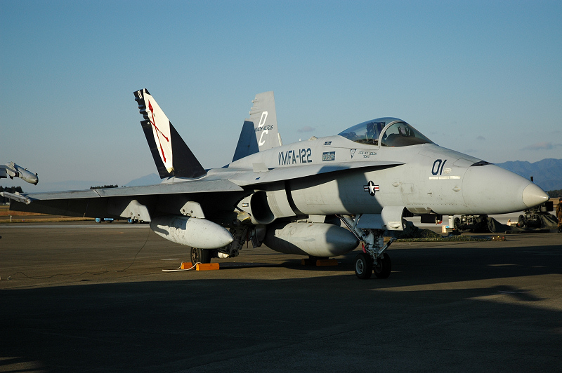 VMFA-122 F-18C